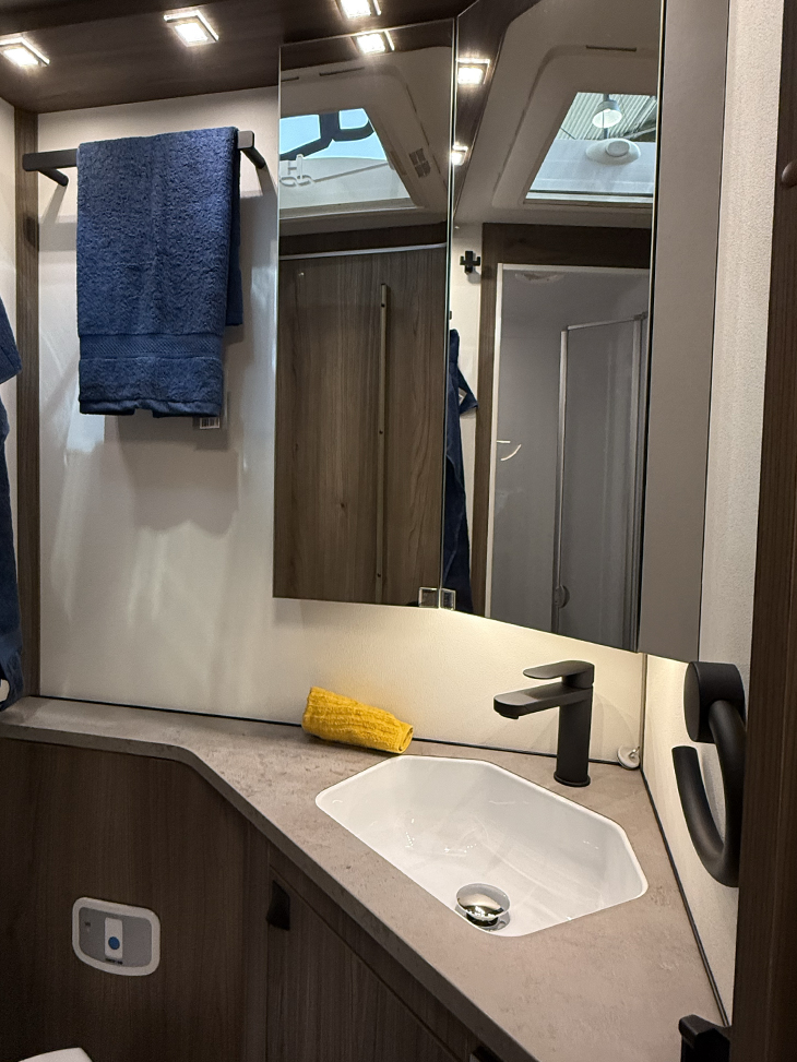 Royal x810 LXL wastafel