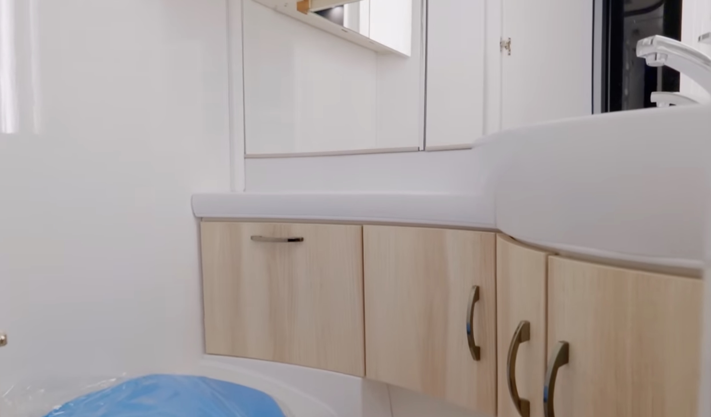 Hobby De Luxe 540 UL badkamer