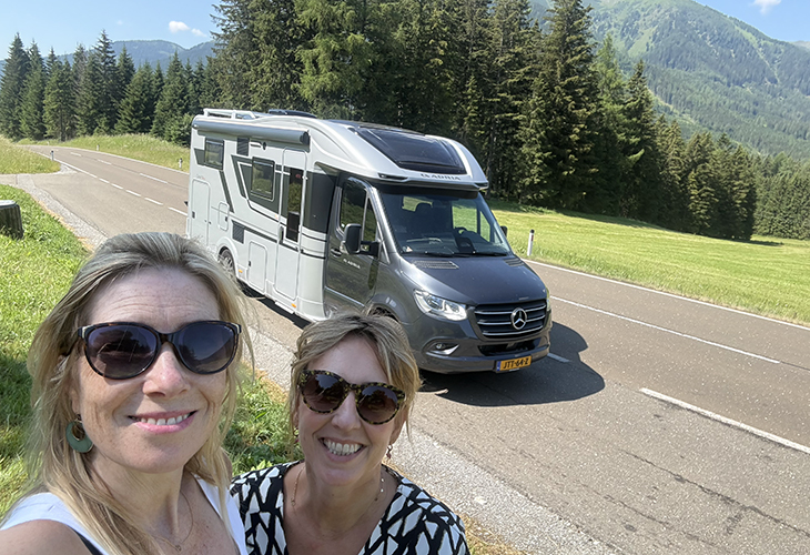 Adria Coral Supreme MB 650 SL roadtrip