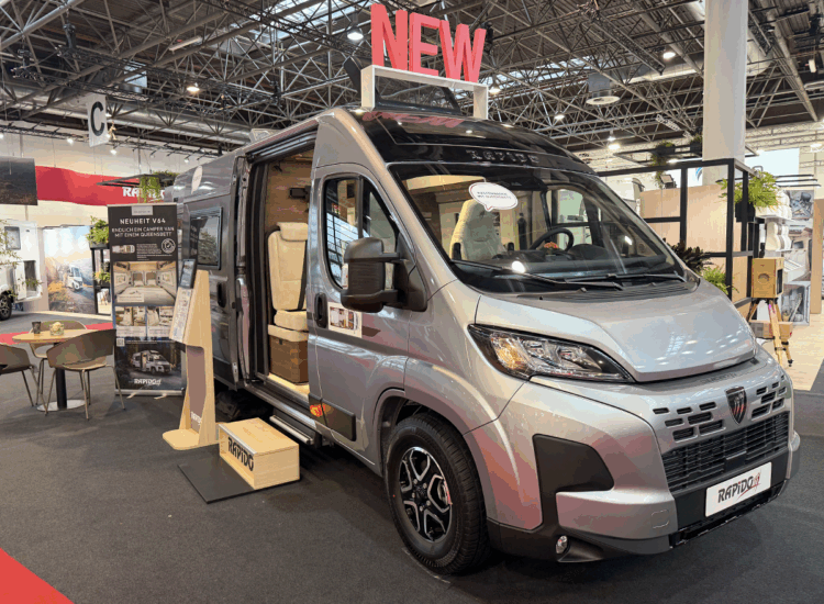 Buscamper Rapido V64 op de Caravan Salon in Düsseldorf