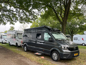 Terugkeuren camper