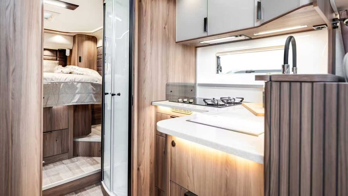 kabe-imperial-ri830-traq-4x4-keuken-kookplaat-keuken