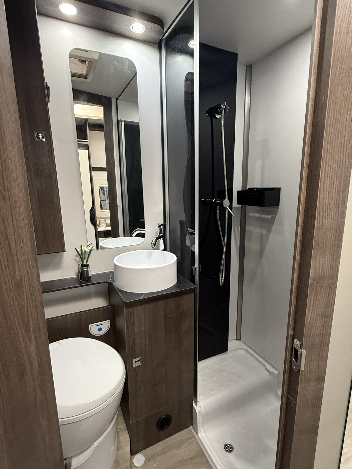 Benimar Kaleo K640 badkamer