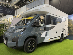 Exterieur van de Benimar Kaleo 640 op de Caravan Salon 2026