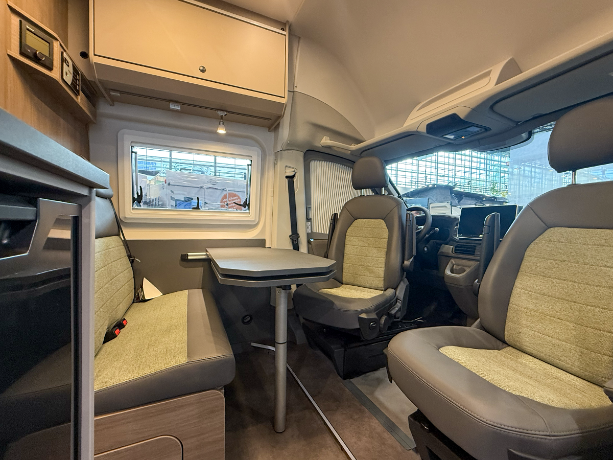 Dinette in de Carado CV595 X-Edition