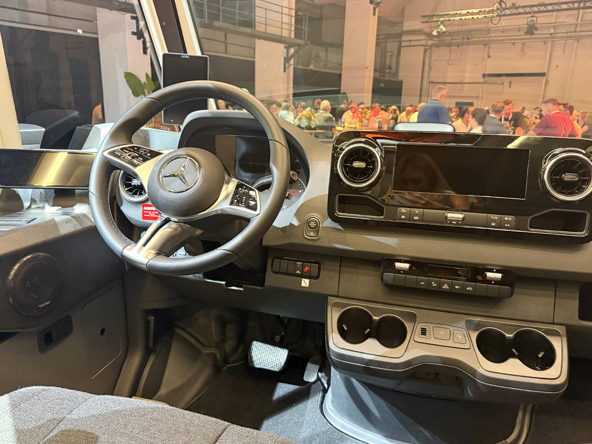 Dashboard vam de Frankia Noctra Liner