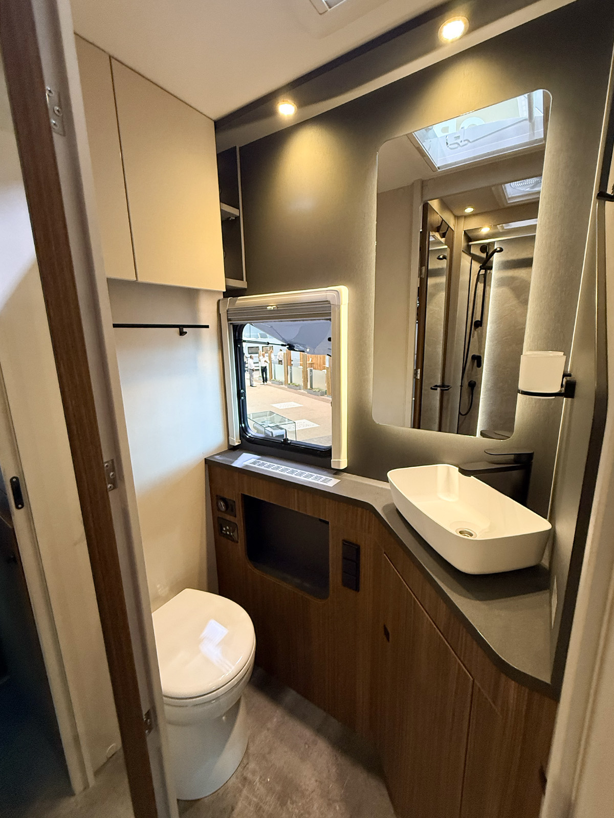 Toiletruimte in Dethleffs Graneo