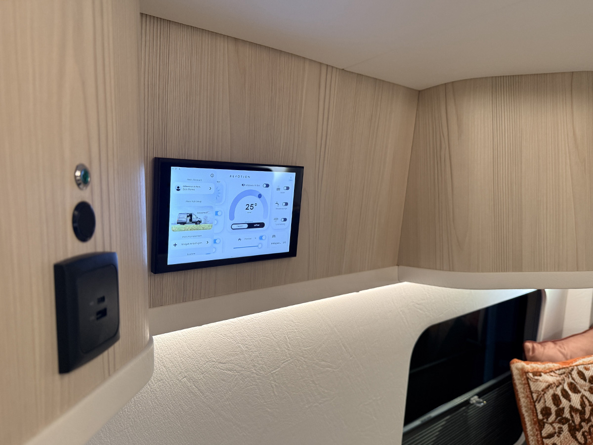 Revotion systeem in Innova Roadtrip buscampers