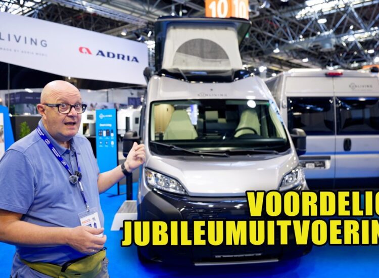 Videostill/thumbnail van de Sun Living V65 GX 20th Edition buscamper in zilvergrijs metallic lak