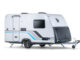 De Niewiadow N-Cross 3 Black lichtgewicht caravan met zwarte accenten op de disselbak en opbouw