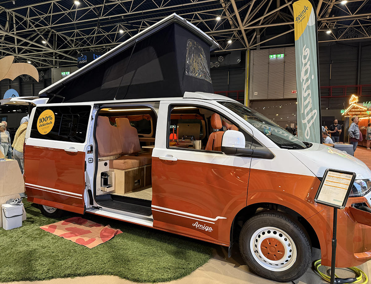 Kampeerbussen KCJ Amigo Campers