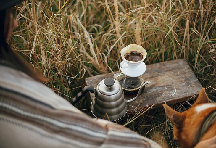 Filterkoffie op de beker